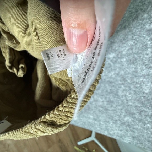 Reformation Cynthia Button Fly High Rise Corduroy Pants Straight Leg Cotton 25 - Picture 5 of 8